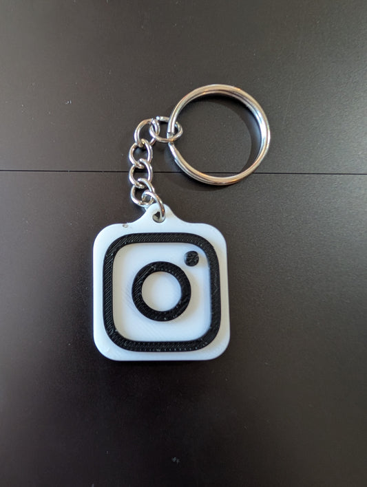 Custom NFC Instagram Keychain – Tap to Open Your Profile