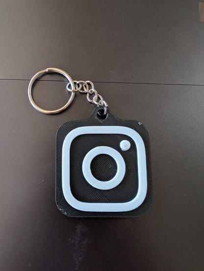 Custom NFC Instagram Keychain – Tap to Open Your Profile