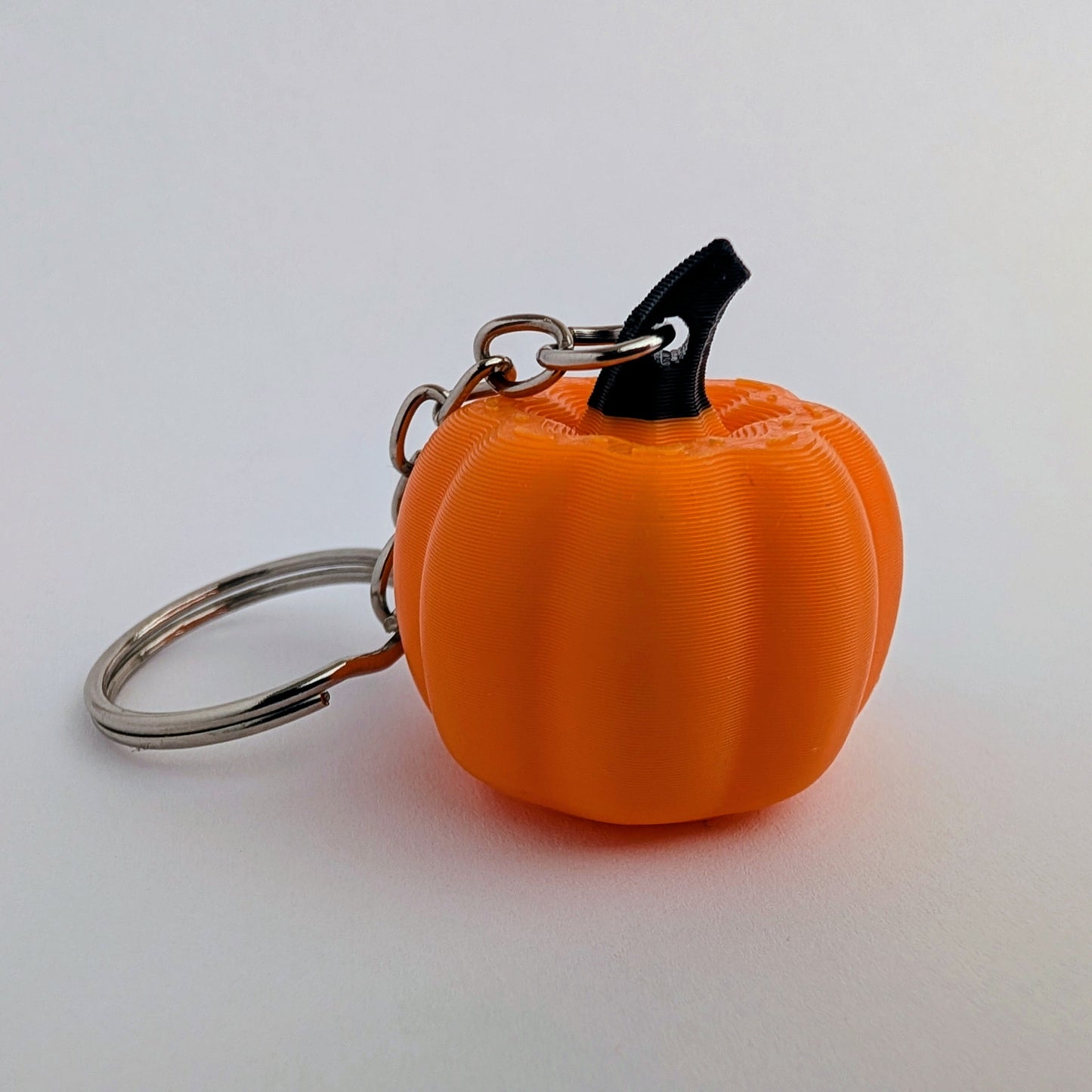 Pumpkin Keyring – Spooky Seasonal Charm 🎃